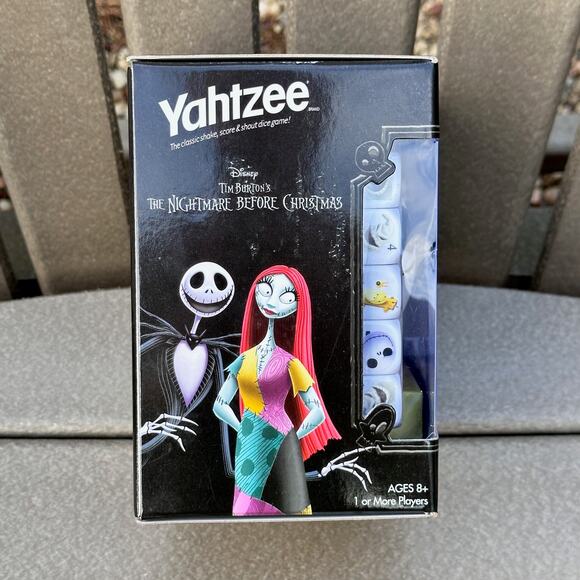 YAHTZEE The Nightmare Before Christmas Edition Dice Game Brand New Halloween - Picture 4 of 10